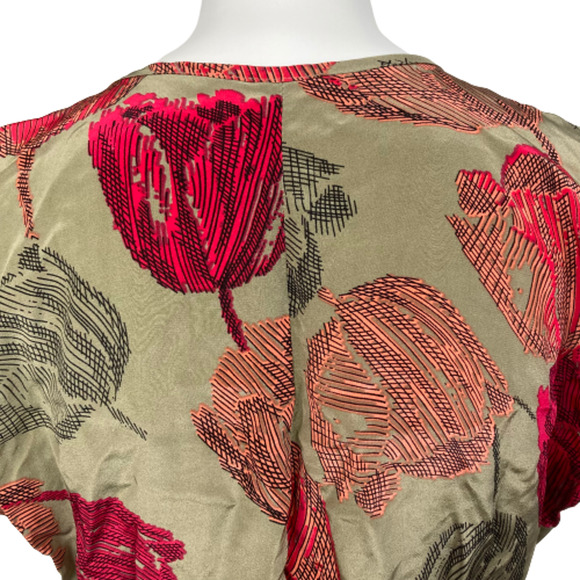 Laila & Savannah Shirt Womens Sz Small Brown Red Floral Silk V-Neck‎ Twist Top - Picture 5 of 10